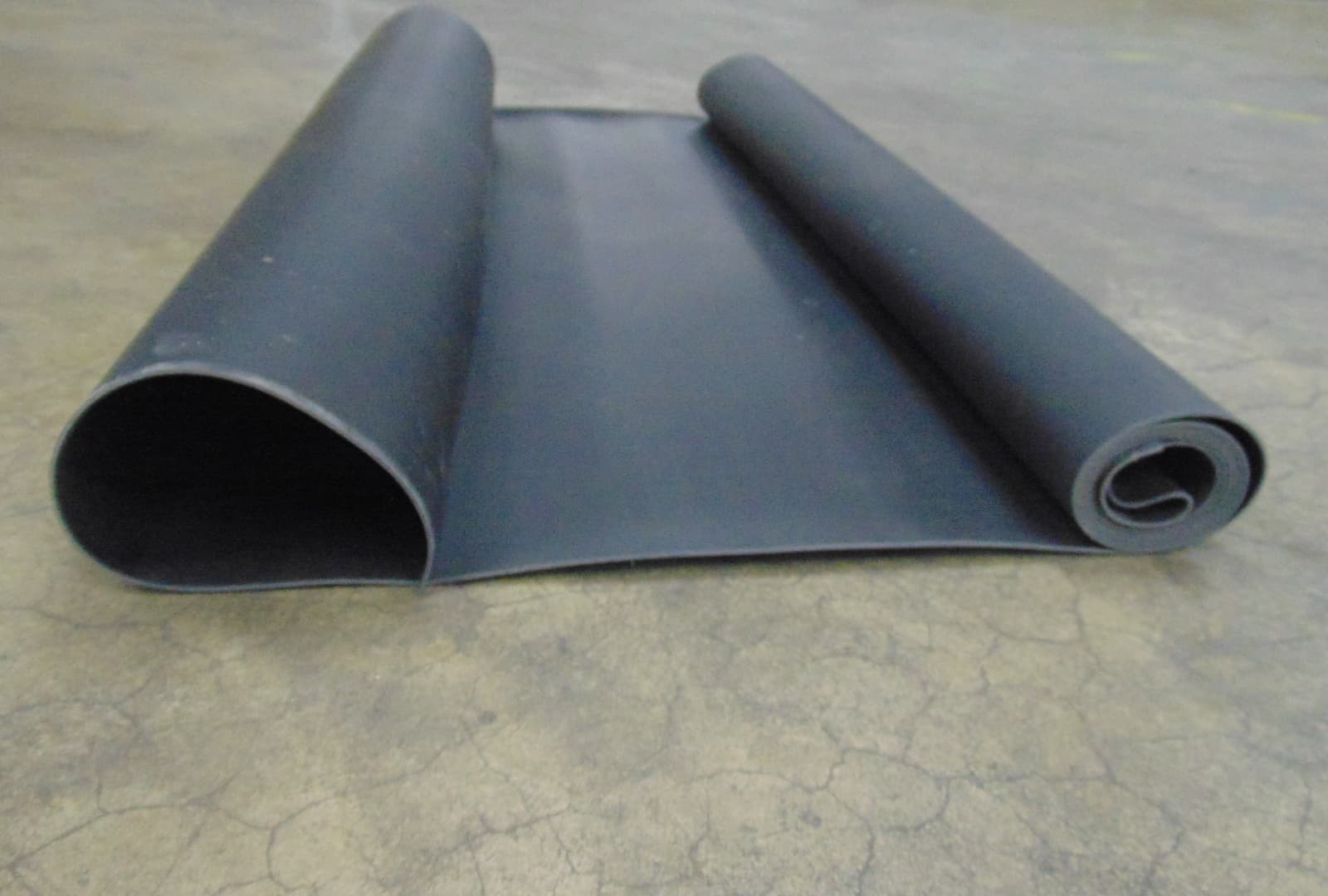 Premium Sound Isolation Clips and Treadmill Mounts: Mass Loaded Vinyl