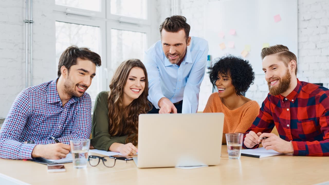 Using Competitive Intelligence to Anticipate Market Moves