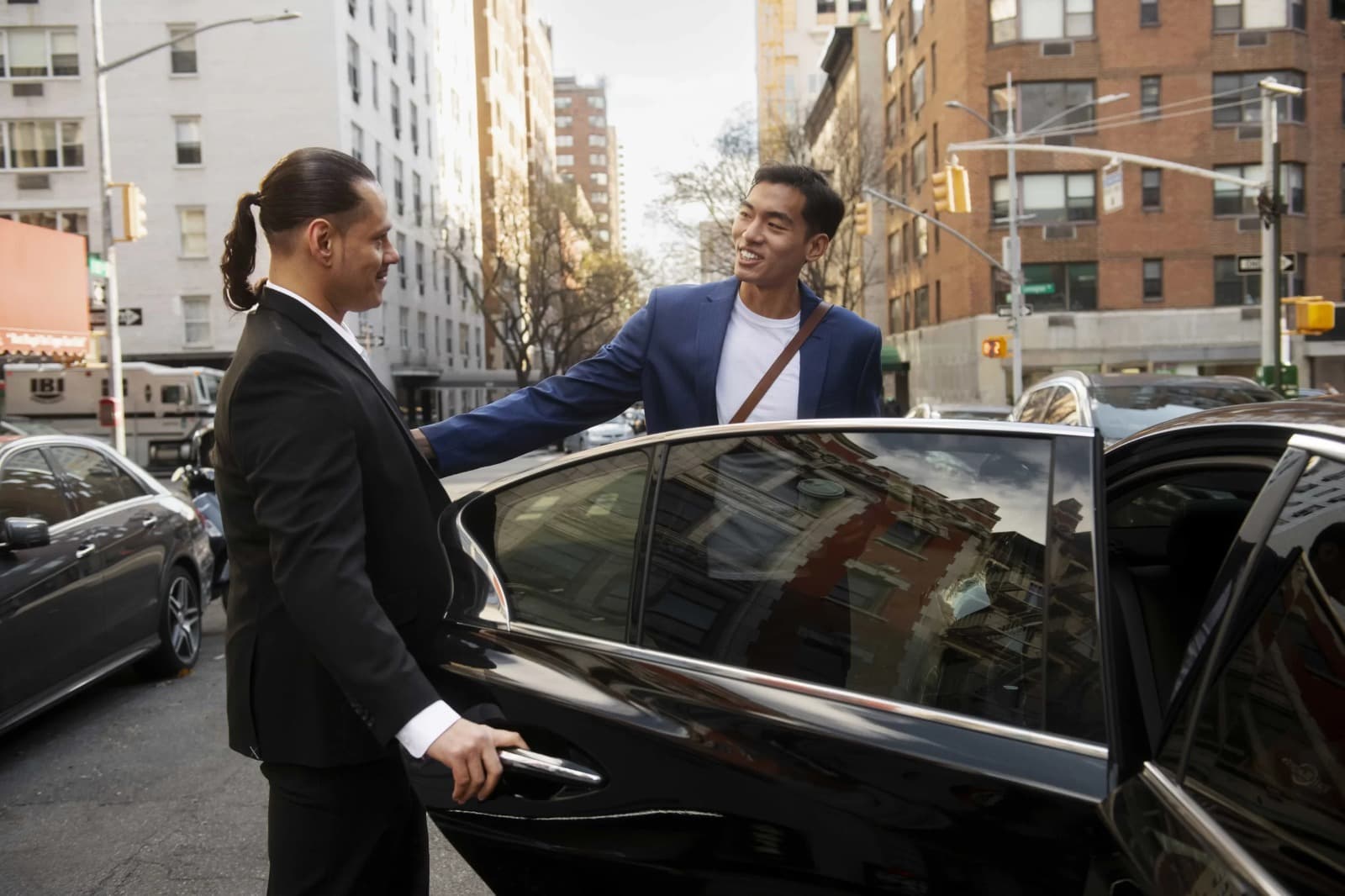 Affordable Nottingham to Heathrow Taxi | 24/7 Airport Chauffeur