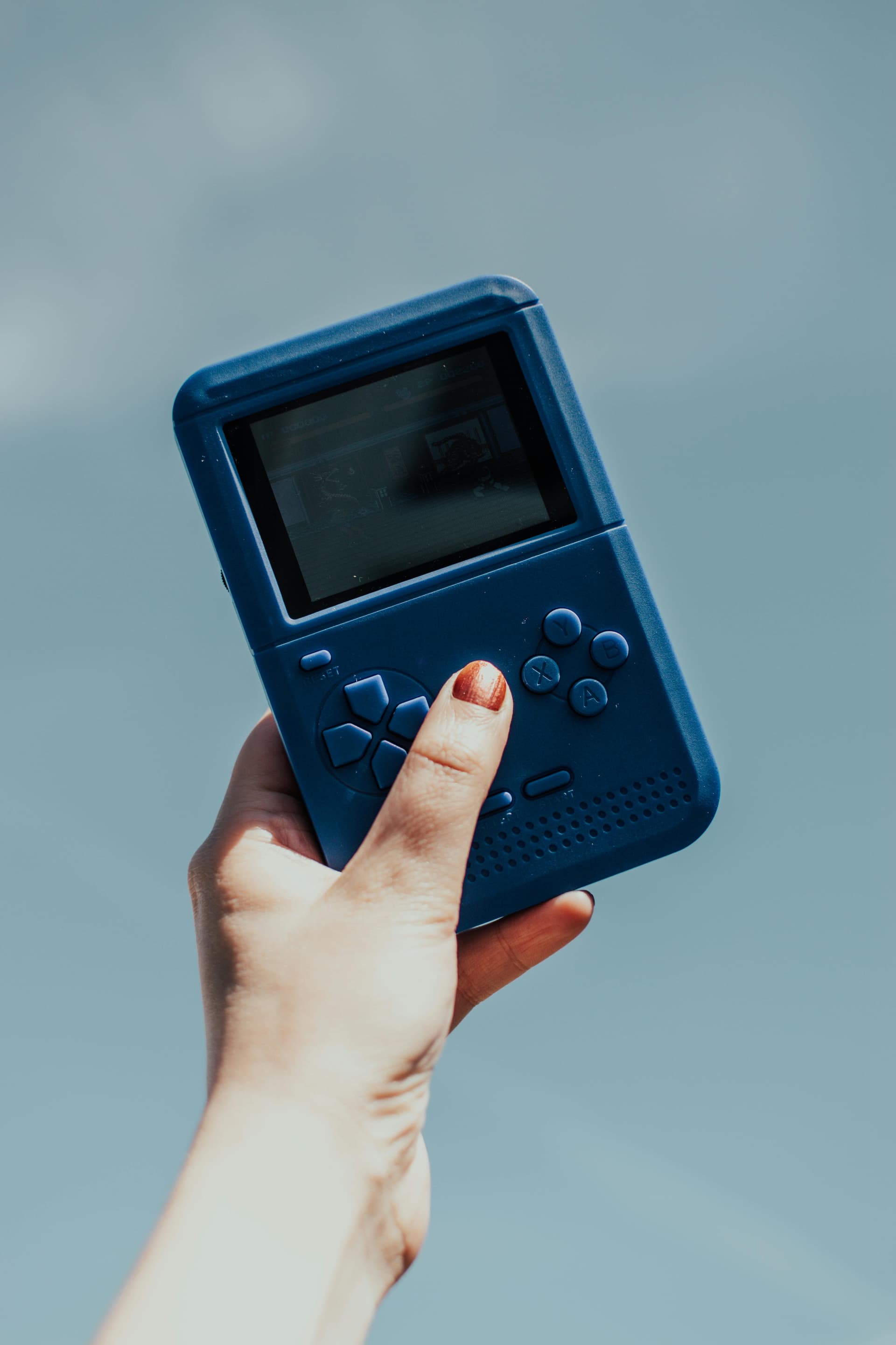 R36s Retro Game Handheld Collection – Play Anywhere, Anytime