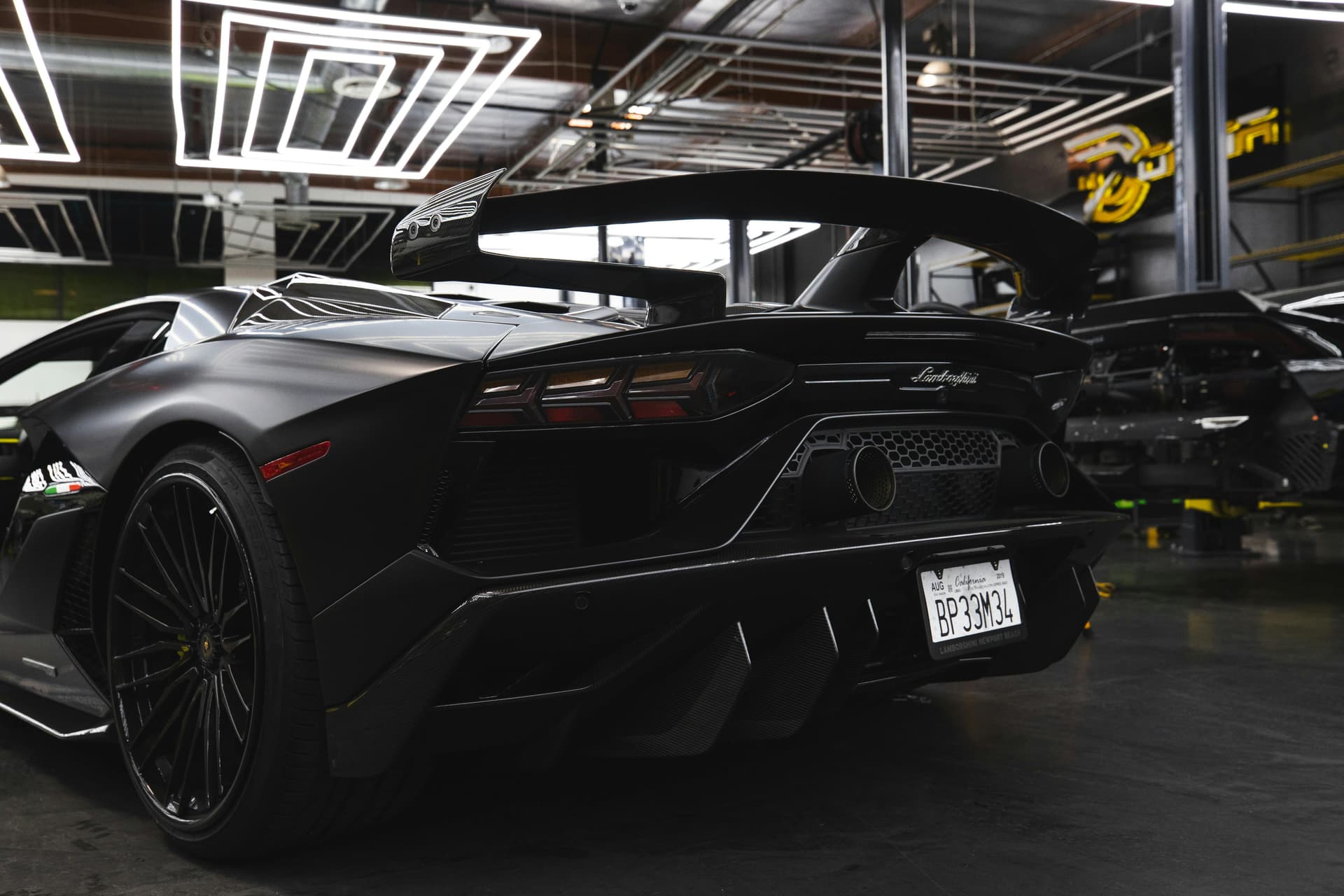 Explore Miami in Comfort with VIP Miami Limo
