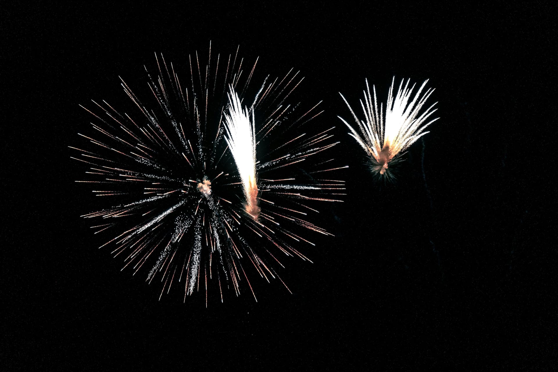 Cheap Fireworks UK – Discount Fireworks for Every Celebration