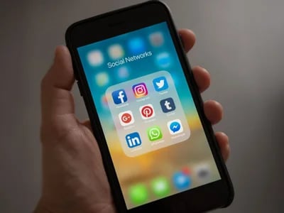 How a Social Media Marketing Agency Drives Sales (Not Just Likes)