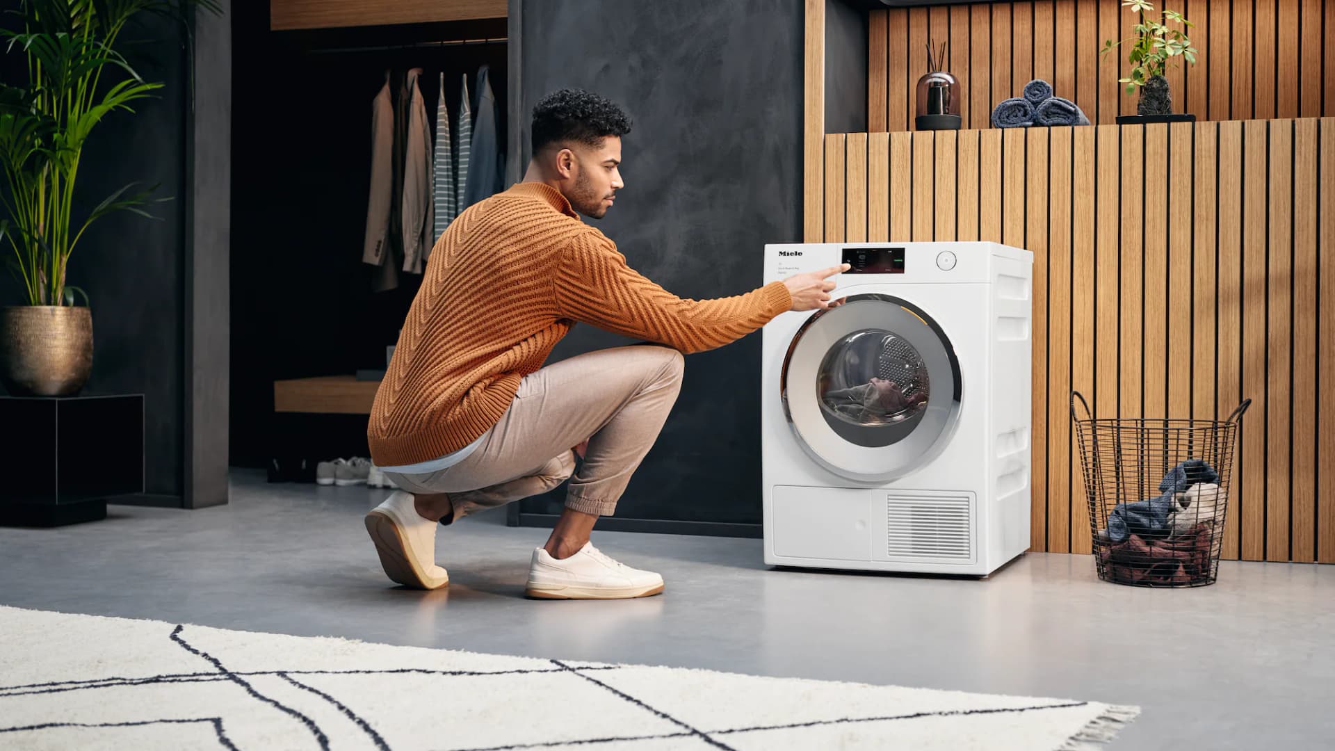Laundry Equipment Suppliers – Heavy-Duty Washers and Dryers from GoWorld Laundry Equipment