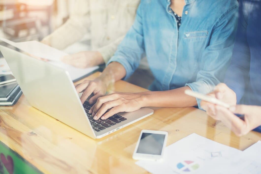 Maximizing Your Efficiency at a Professional Typing Center