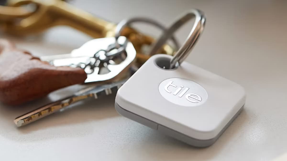 Why Bluetooth Trackers Are Essential for Busy Professionals