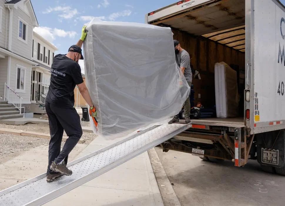 Affordable Calgary Movers Delivering Stress-Free Moves