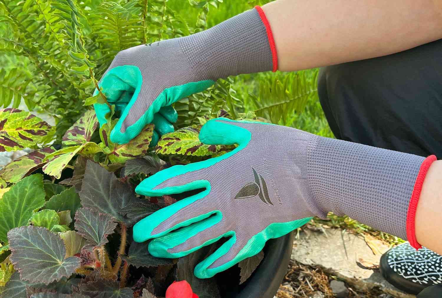 Essential Guide to Choosing Work Safety Gloves Nairobi for Every Profession