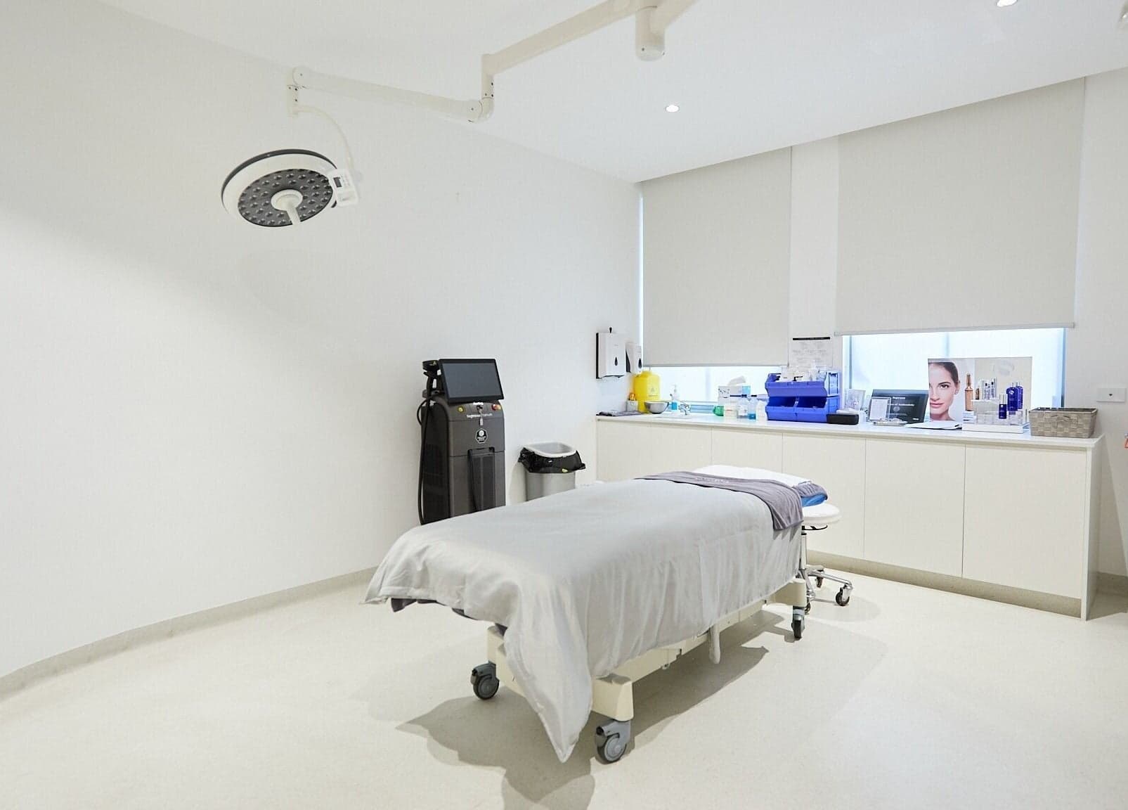 Kosmetikstudio Moers: Dauerhafte Haarentfernung und Wimpernverlängerung