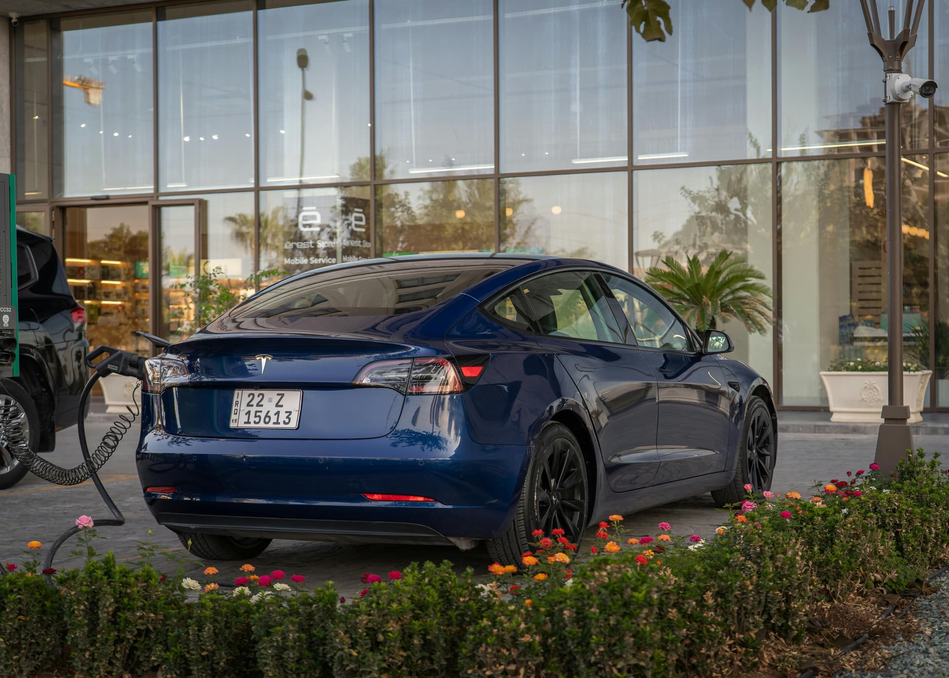 One-Stop EV Charging Station Contractors for Modern EV Networks
