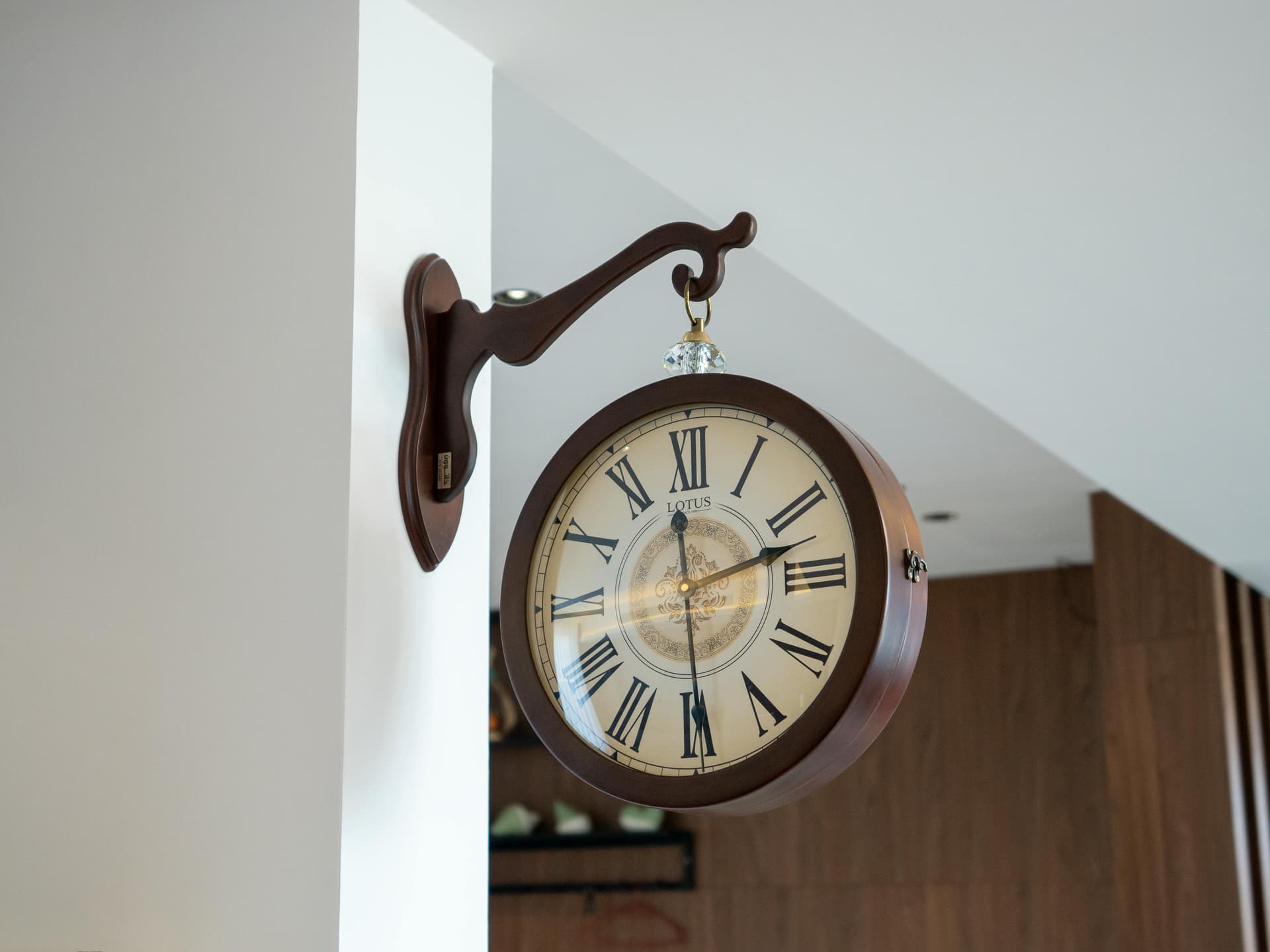 Discover Luxury Design with the Iconic Rolex Wall Clock