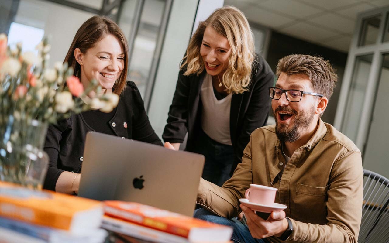 Why Privacy Experts Recommend AliasCrypt for Encrypted Messaging